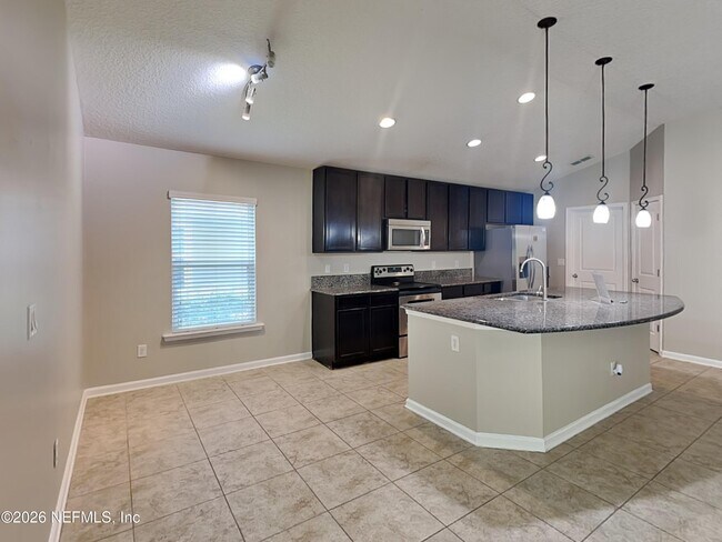 Building Photo - 141 Terracina Dr