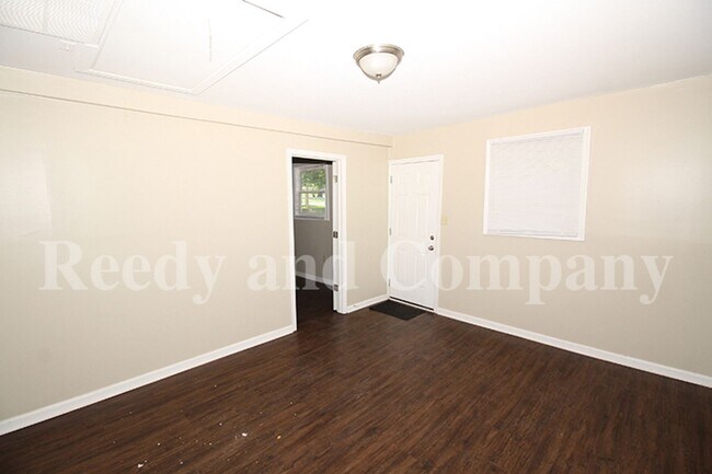 Building Photo - 961 Carrolton Rd
