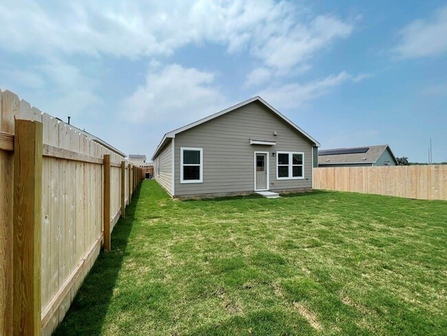 Building Photo - 14413 Dora Amellia Cv
