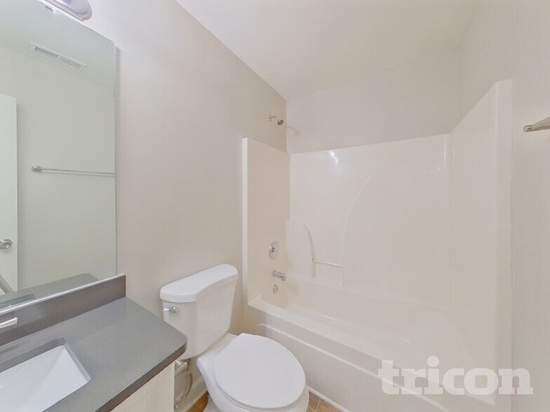 Building Photo - 3337 Braden Dr