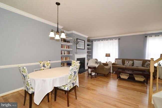 Building Photo - 14237 Legend Glen Ct