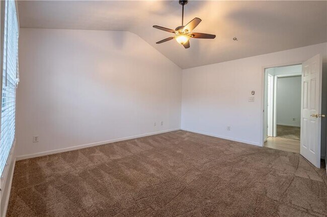 Building Photo - 2432 Avery Park Ct