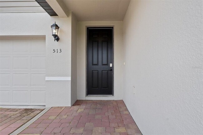 Building Photo - 513 Vista Villages Blvd