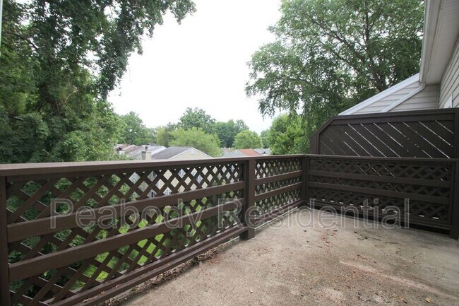 Building Photo - 10118 Oakton Terrace Rd