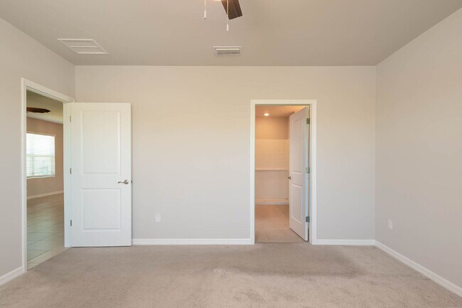 Building Photo - 18517 Cronin Sand Ln