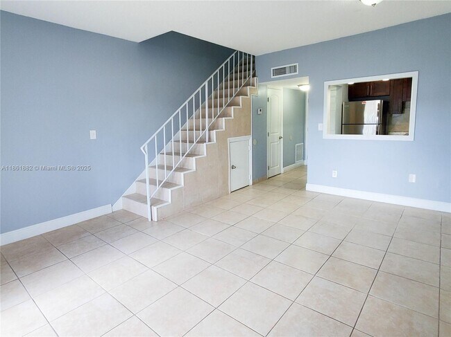 Building Photo - 1255 W 53rd St