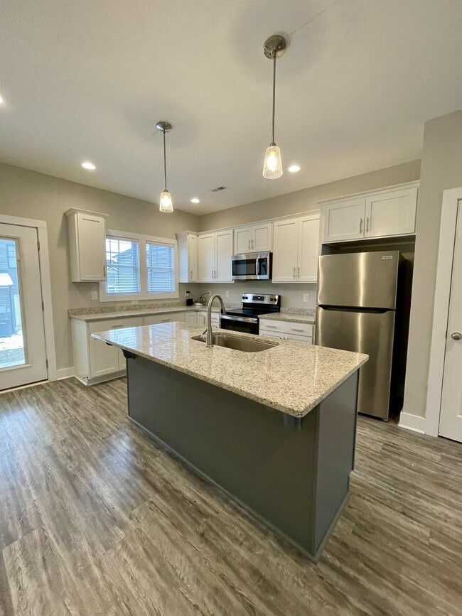 Building Photo - 41 High St