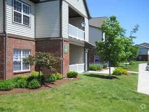 Building Photo - Gateway Crossing Apartments