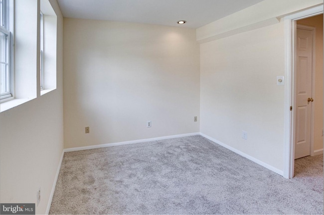 Building Photo - 12758 Silvia Loop