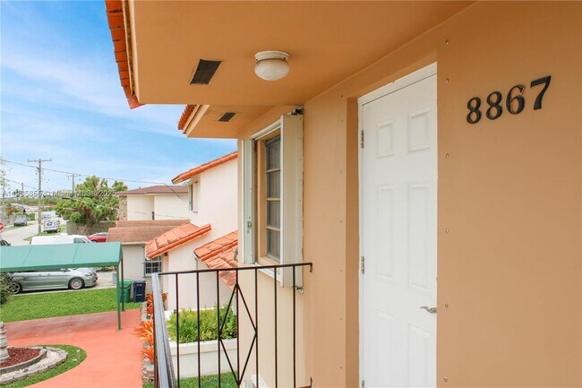 Building Photo - 8867 SW 36th St