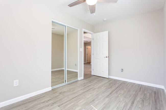 Building Photo - COMING SOON OCTOBER 10th!!! Renovated 2x2 ...