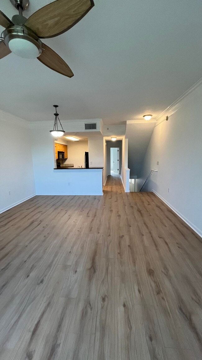 Building Photo - 2058 Alta Meadows Ln