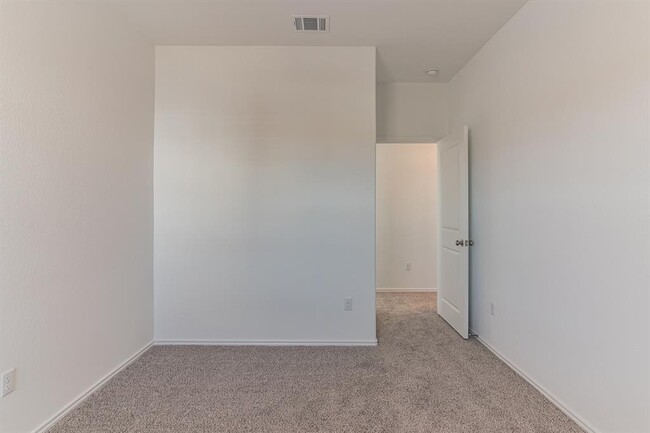 Building Photo - 101 Rioja