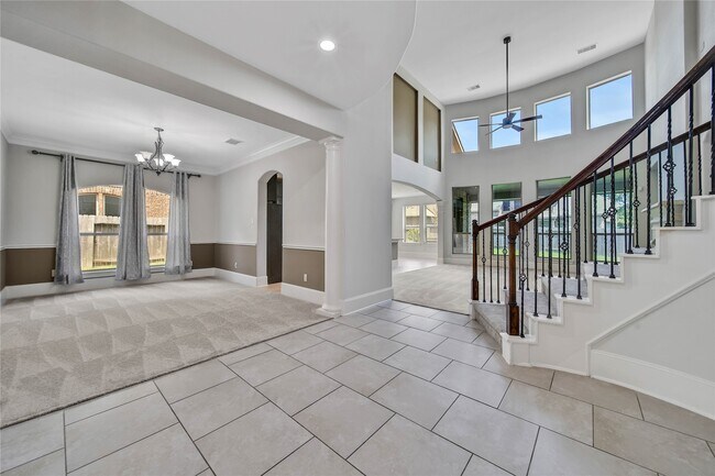 Building Photo - 17506 Mineral Bluff Ln