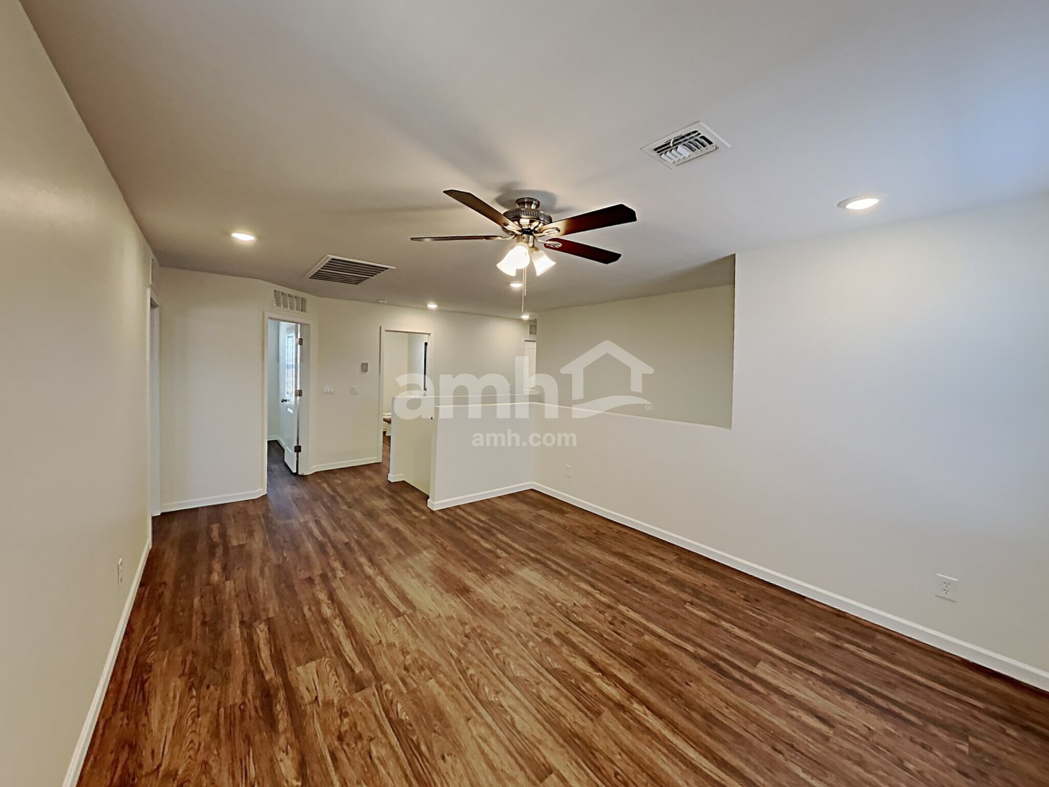 Building Photo - 14221 W Georgia Dr