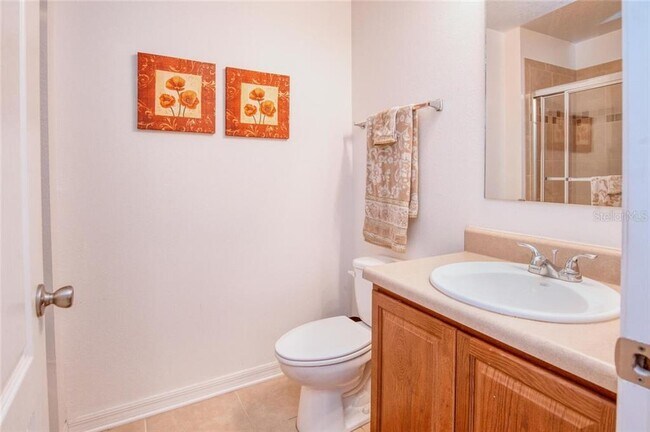 Building Photo - 3810 Exeter Ln