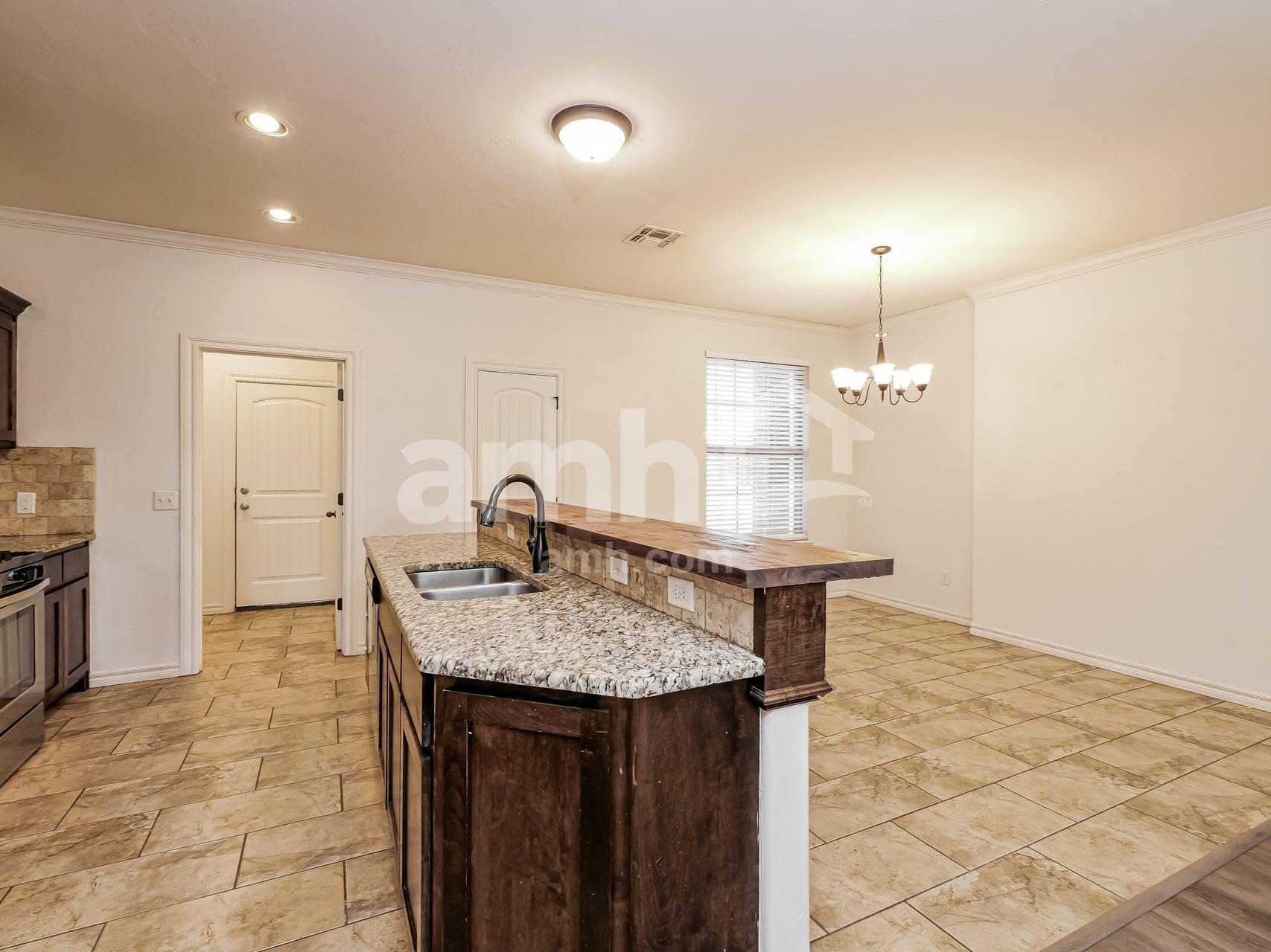 Building Photo - 4800 Limestone Dr