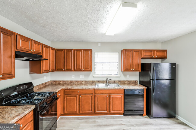 Building Photo - 564 Pennylake Ln