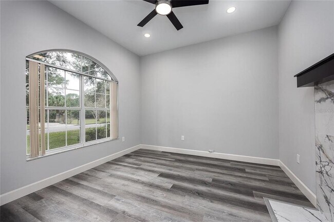 Building Photo - 2103 SW 75th Terrace