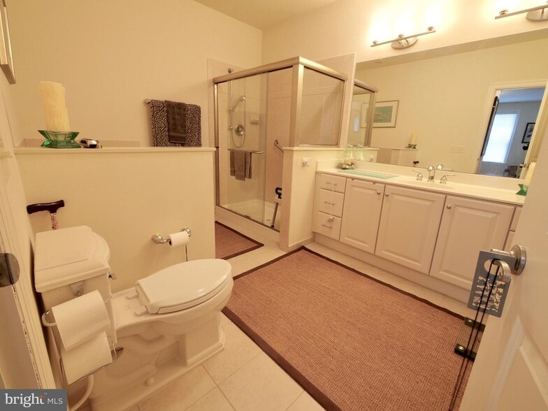 Building Photo - 213 Cornerstone Dr