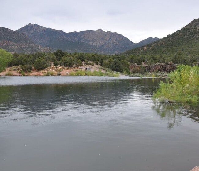 Building Photo - Truly unique and one of a kind Baker Reservoir home. Price Reduced! 3-Month Lease Option Available!