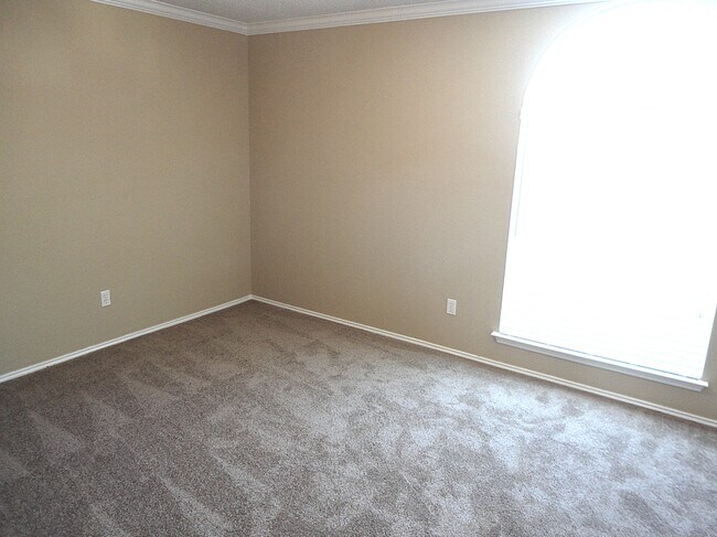 Building Photo - 6421 Jennie Ln