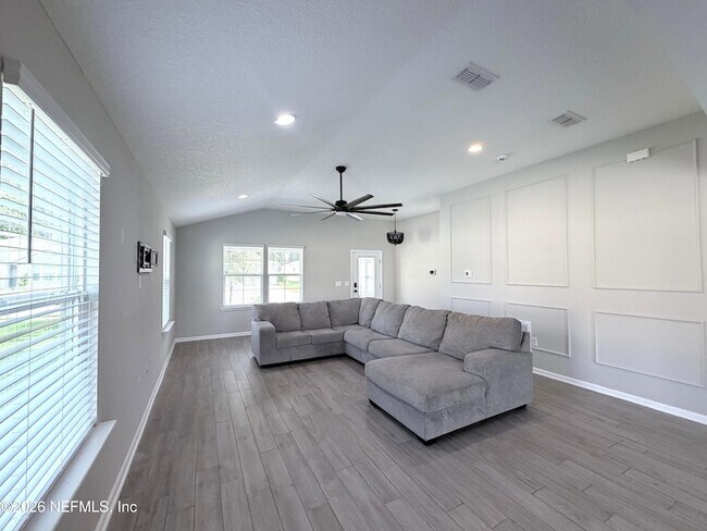 Building Photo - 3167 Little Kern Ln