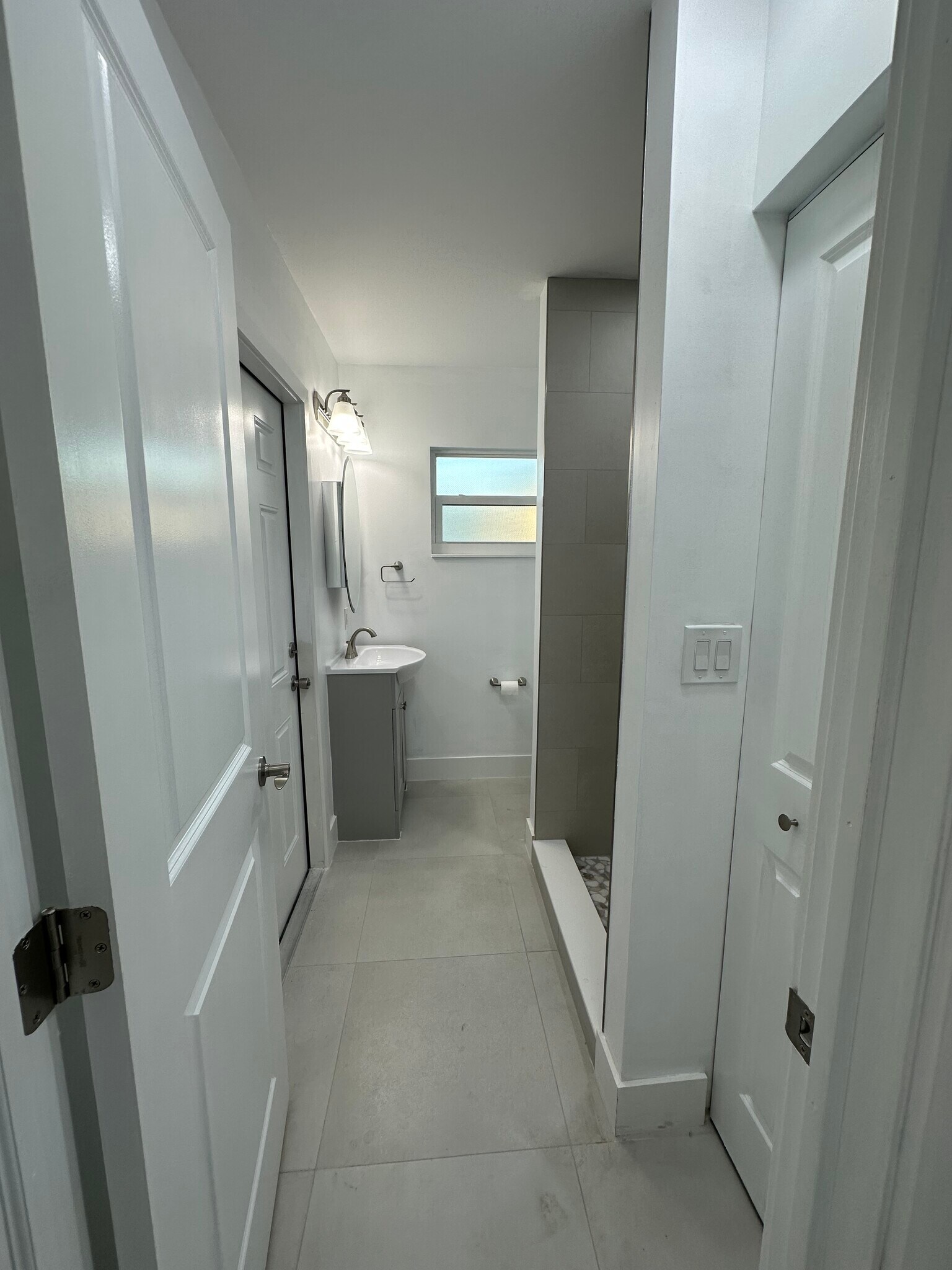 Building Photo - 2112 Garfield St