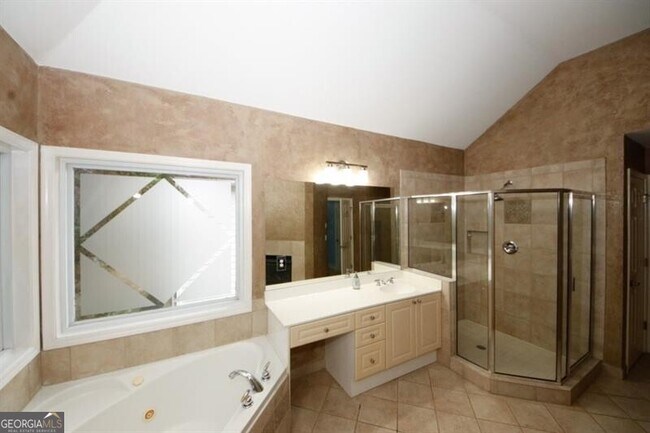 Building Photo - 1354 Brookhaven Village Cir NE