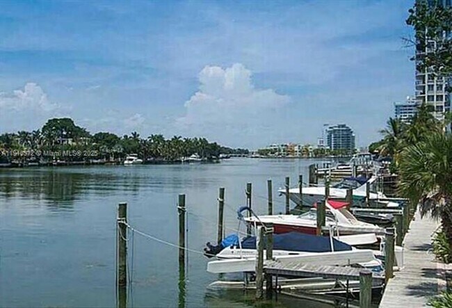 Building Photo - 5600 Collins Ave