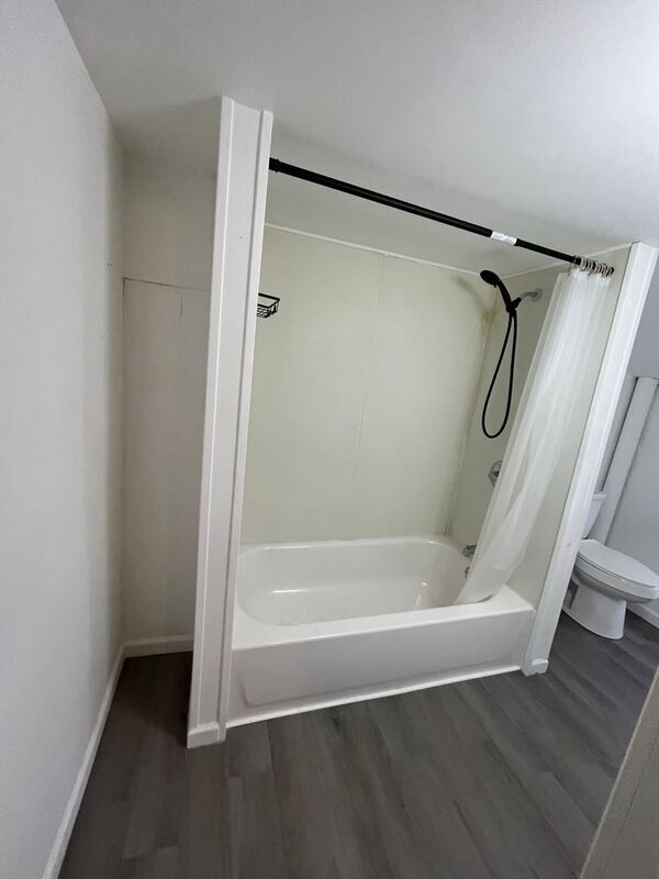 Building Photo - 78 Genesee St