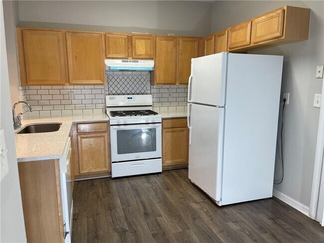 Building Photo - 3322 Hidden Cove Cir NW