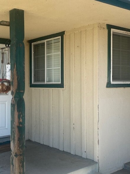 Building Photo - 21009 19th Ave