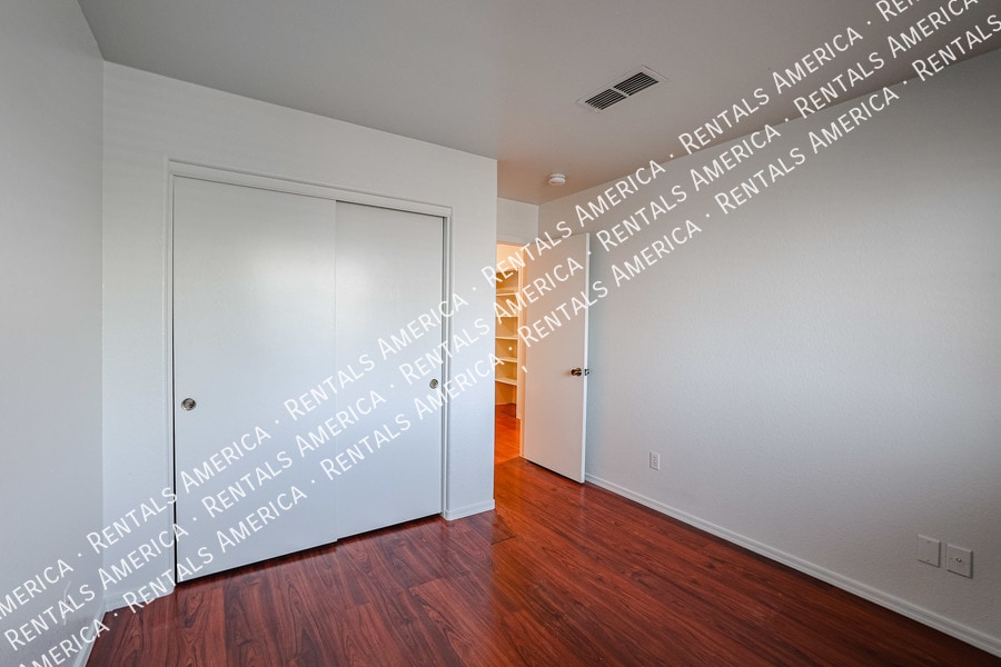 Building Photo - 20412 N 32nd Pl