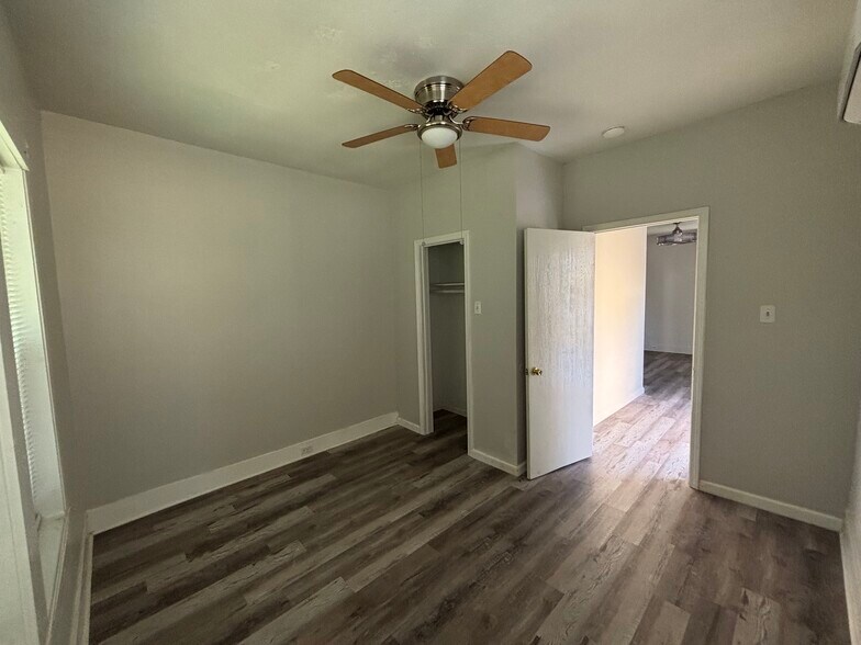 Bedroom - 2225 W Olmos Dr