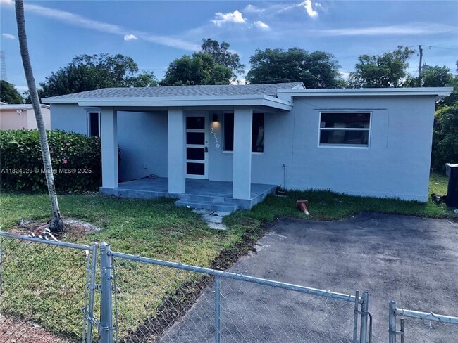 Primary Photo - 2336 NW 15th Ct