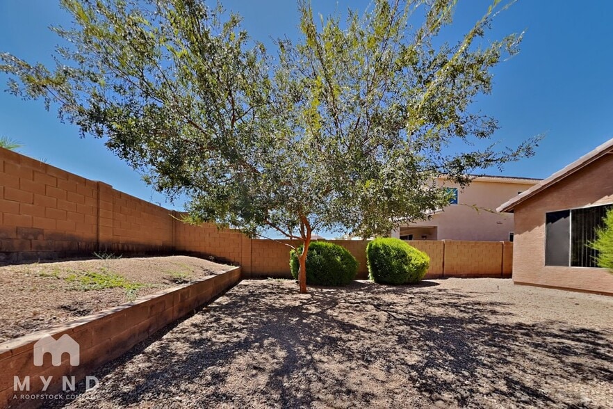 Building Photo - 13133 W Citrus Way