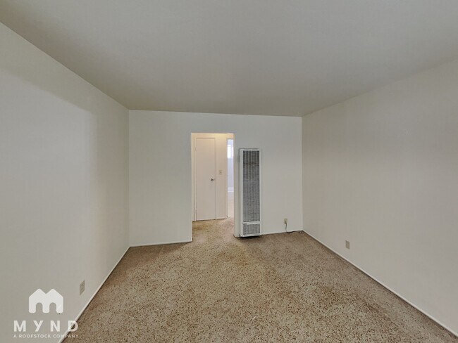 Building Photo - 2376 Sutter Ave