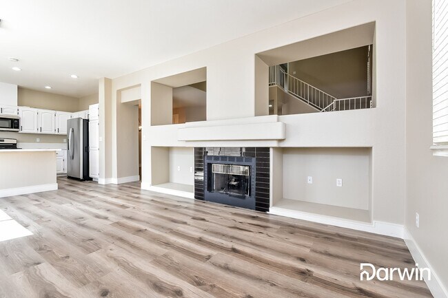 Building Photo - 2516 Silver Shadow Dr