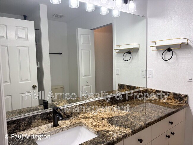 Building Photo - 10922 Winter Crest Dr