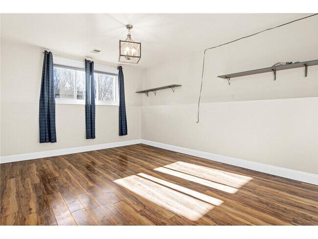 Building Photo - 7445 Borman Ave