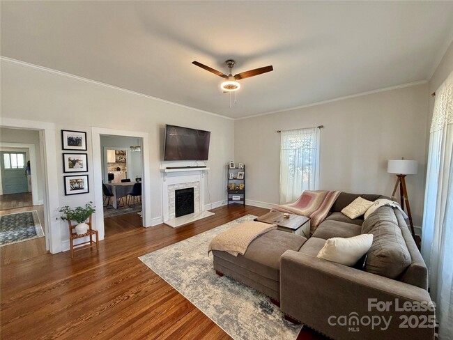 Building Photo - 120 S East Ave