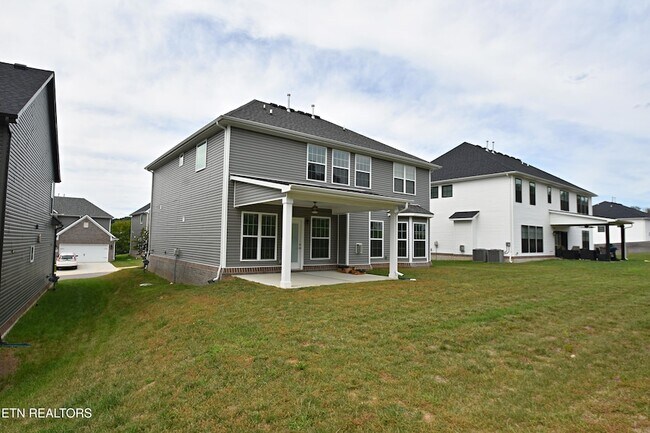 Building Photo - 9634 Snowy Clf Ln