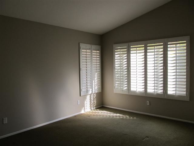 Building Photo - 24508 Sunshine Dr