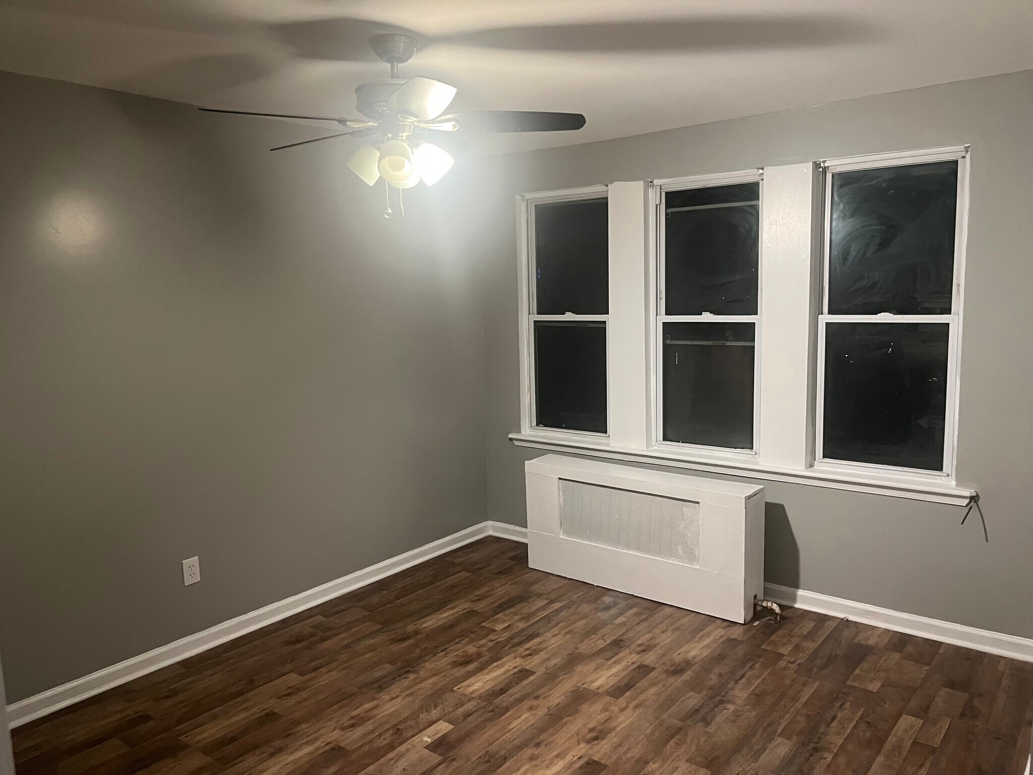 Building Photo - 870 Marcella St