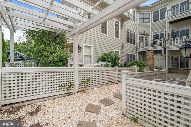 Building Photo - 43493 Millwright Terrace