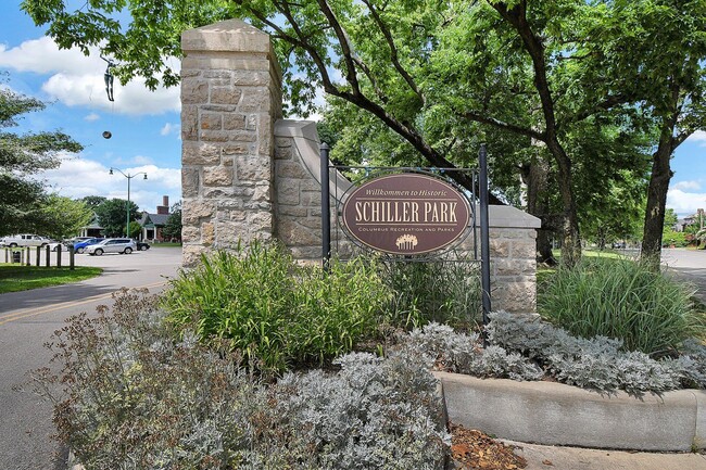 Building Photo - 174 Reinhard Ave