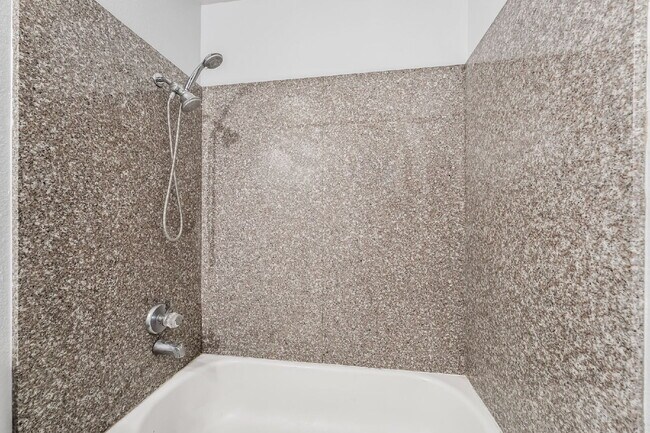 Building Photo - Guard Gated Community - 2 bedroom and 1 bathroom, Upstairs Unit Private Balcony Over looking Park...