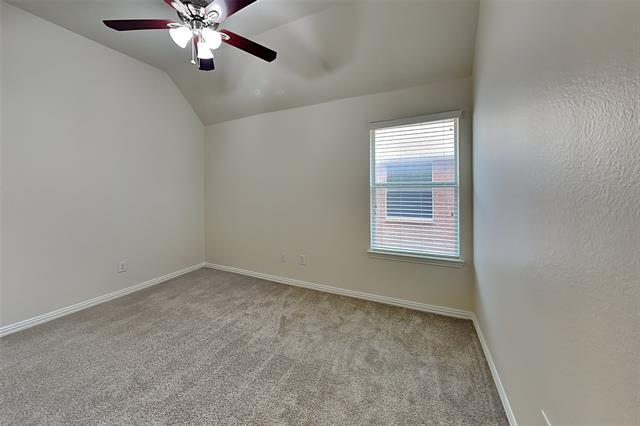 Building Photo - 3404 Pilgrim Dr