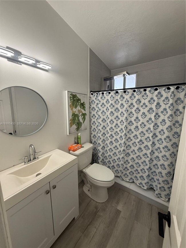 Building Photo - 328 NW 47th St